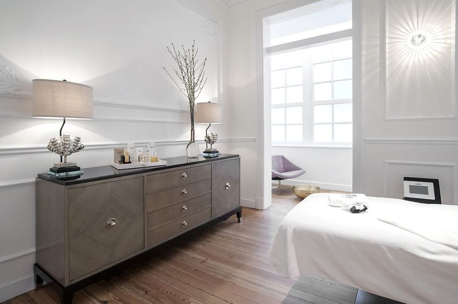 REFORMA CENTRO ESTÉTICA WHITE - A CORUÑA