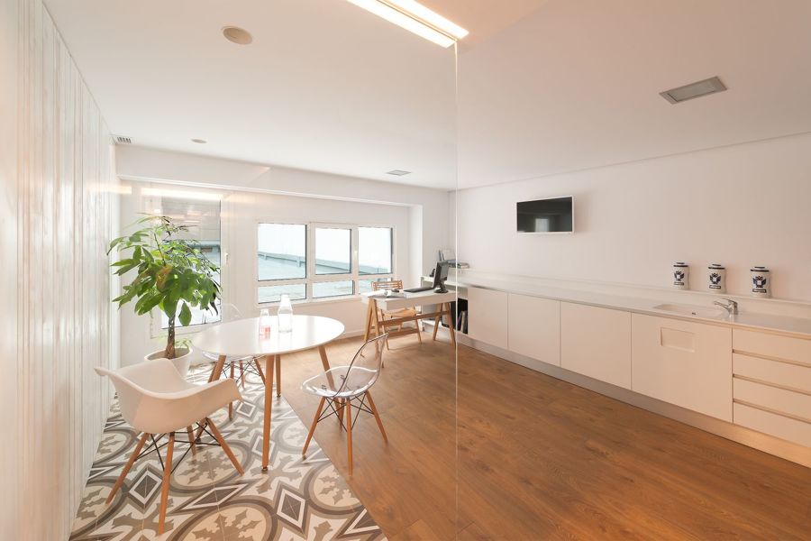 Reforma clínica dental Ana Aguado - A Coruña