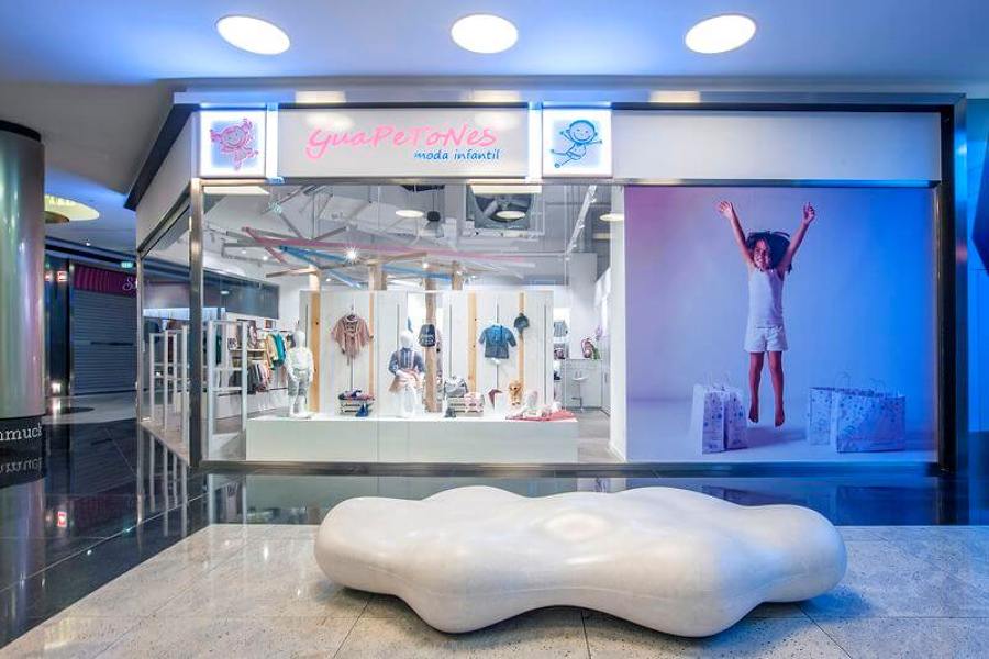 REFORMA COMERCIAL GUAPETONES - C.C. MARINEDA CITY