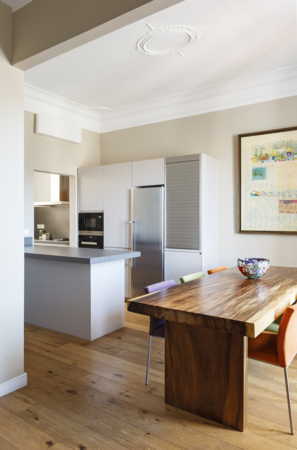 Reforma de Cocina Abierta en Vivienda