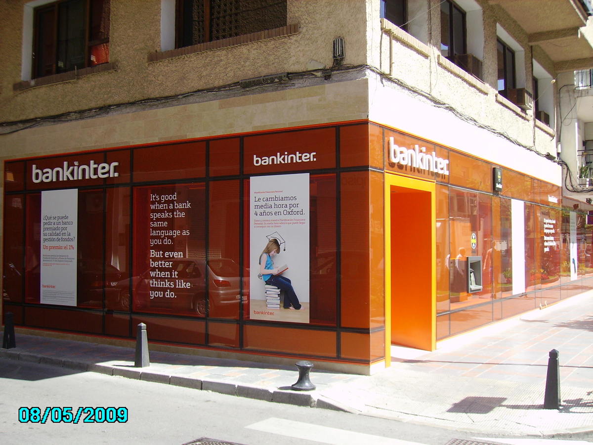 REFORMA DE OFICINA BANCARIA