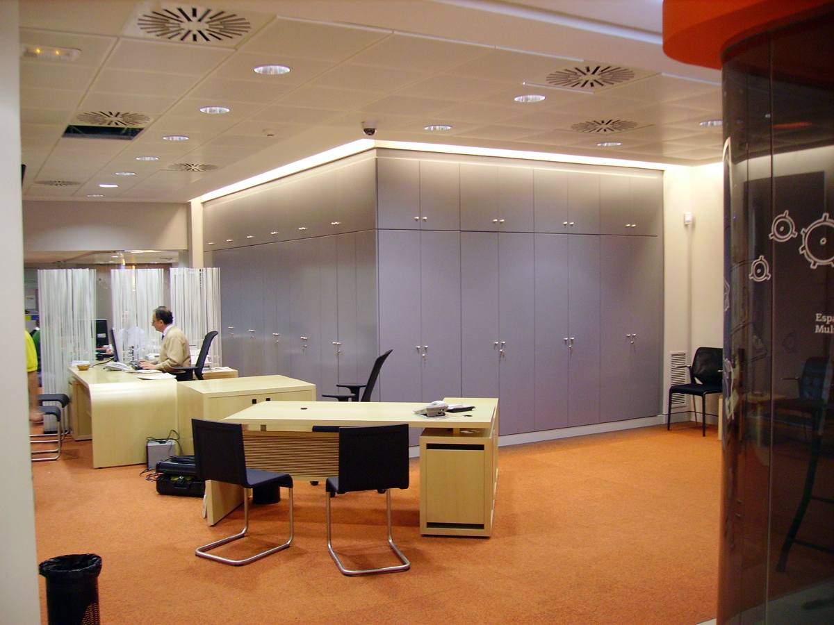 REFORMA DE OFICINA BANCARIA