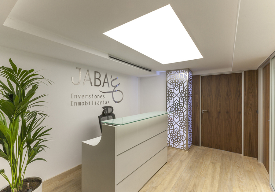 Reforma de oficinas - Telas tensadas - Iluminación personalizada