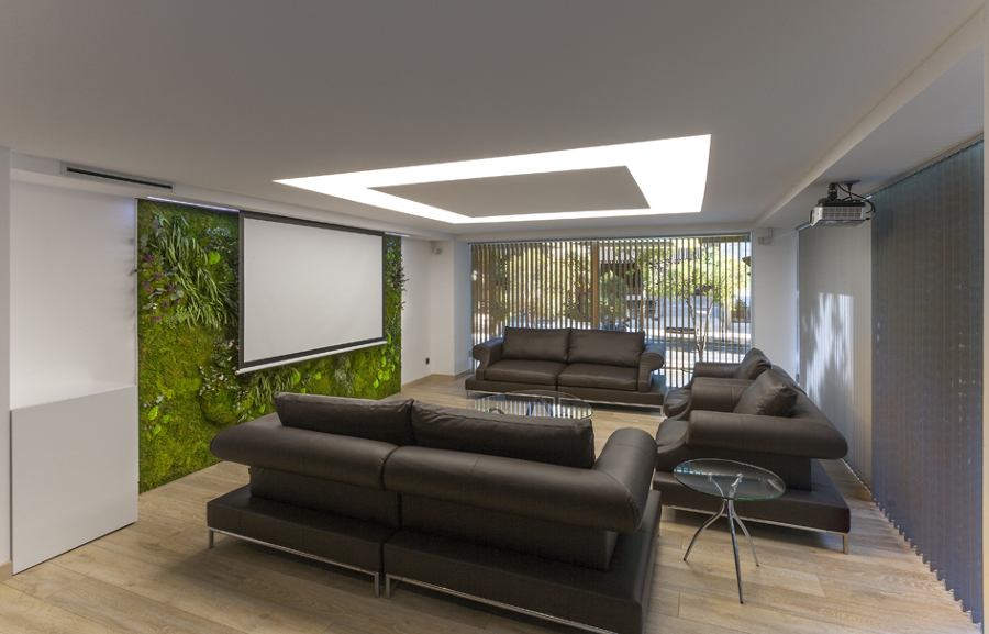 Reforma de oficinas - Telas tensadas - Iluminación personalizada