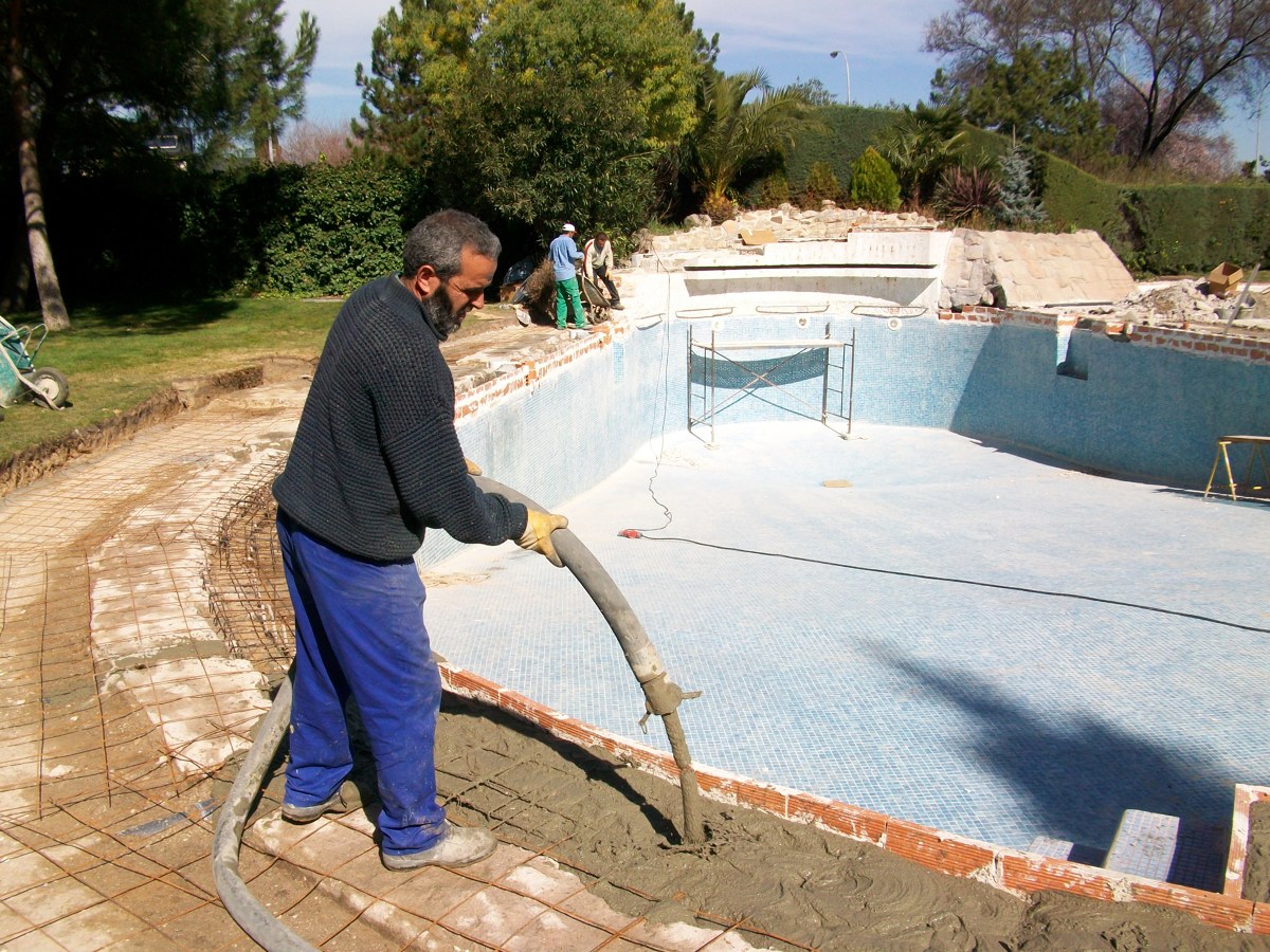 Reforma de Piscina Comunitaria