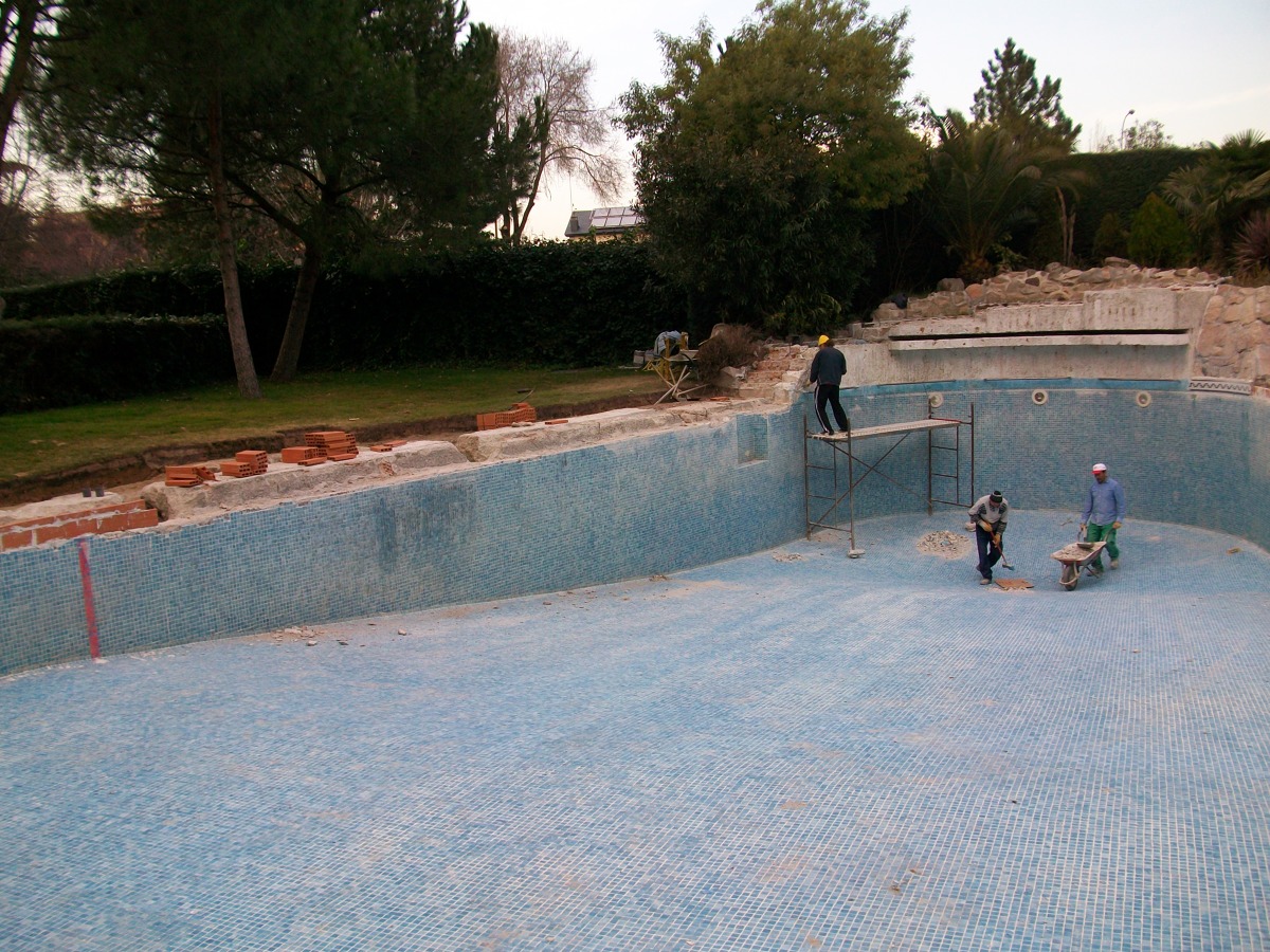 Reforma de Piscina Comunitaria