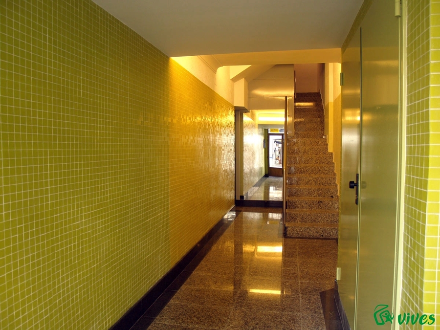 Reforma del portal de acceso al inmueble