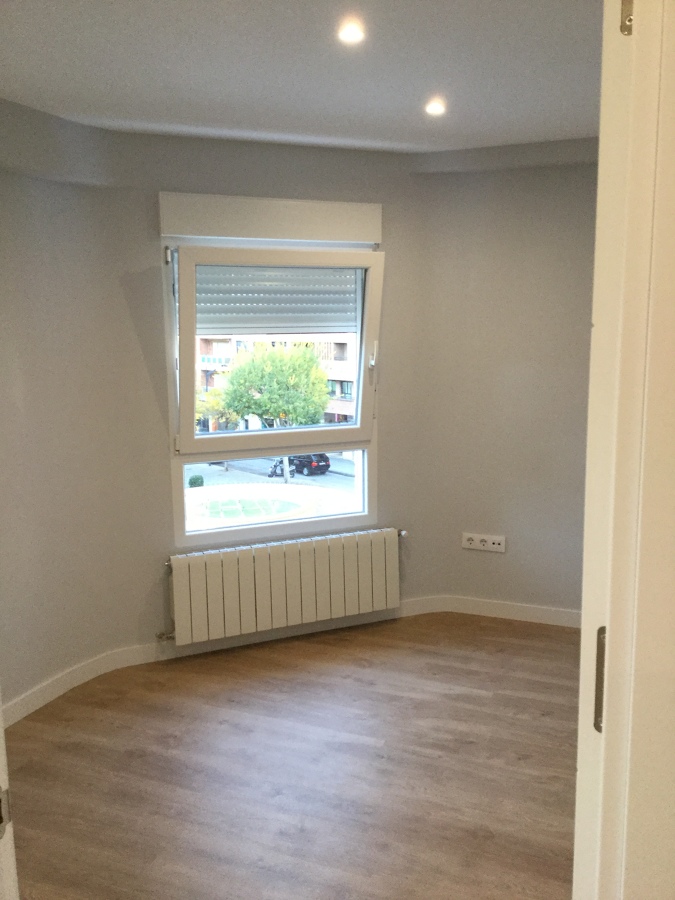 Reforma en Plaza Isabel II, 1.