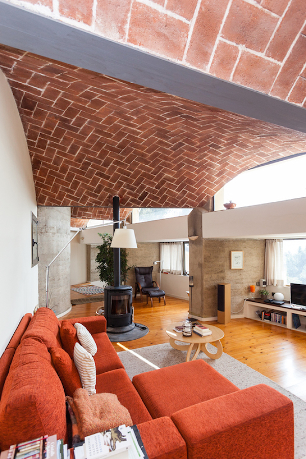 Salón estilo rústico moderno