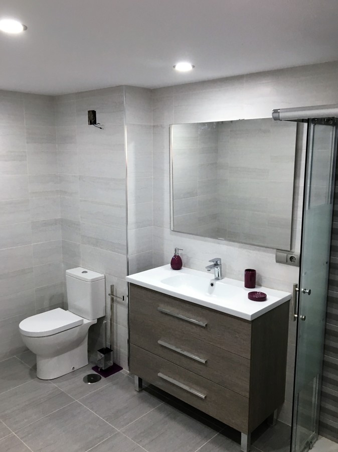 REFORMA EN TORREMOLINOS EN PLAZA DEL REMO