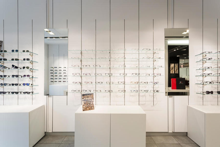 REFORMA ESTABLECIMIENTO VISTAOPTICA A CORUÑA