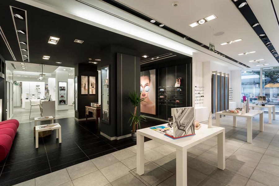 REFORMA ESTABLECIMIENTO VISTAOPTICA A CORUÑA