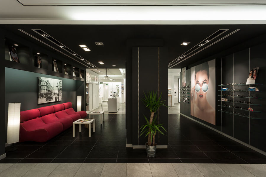 REFORMA ESTABLECIMIENTO VISTAOPTICA A CORUÑA