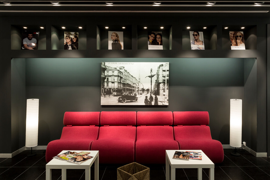 REFORMA ESTABLECIMIENTO VISTAOPTICA A CORUÑA