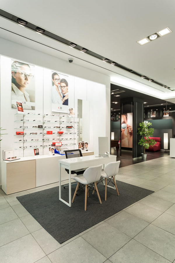 REFORMA ESTABLECIMIENTO VISTAOPTICA A CORUÑA