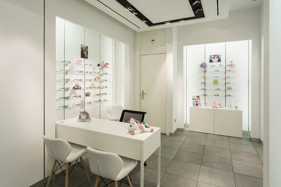 REFORMA ESTABLECIMIENTO VISTAOPTICA A CORUÑA