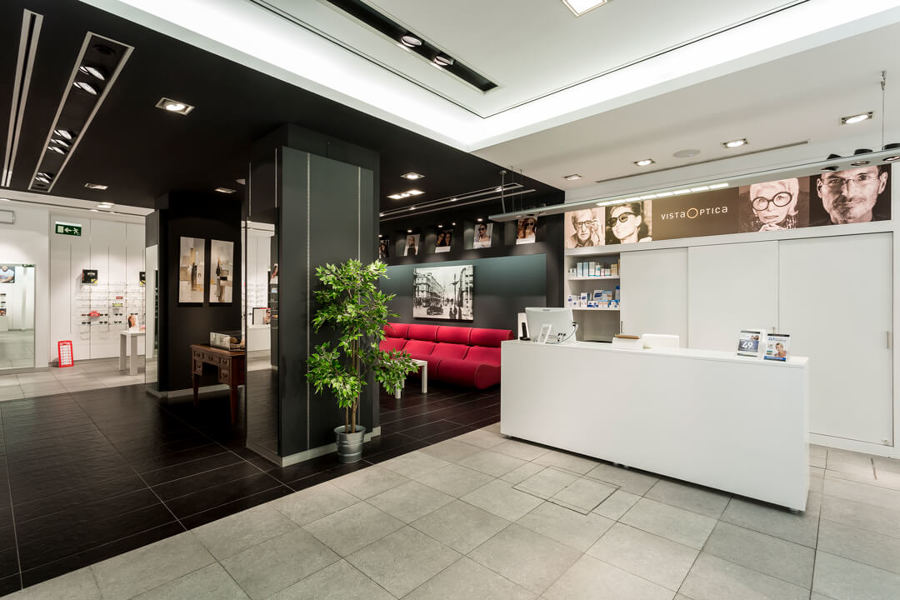 REFORMA ESTABLECIMIENTO VISTAOPTICA A CORUÑA