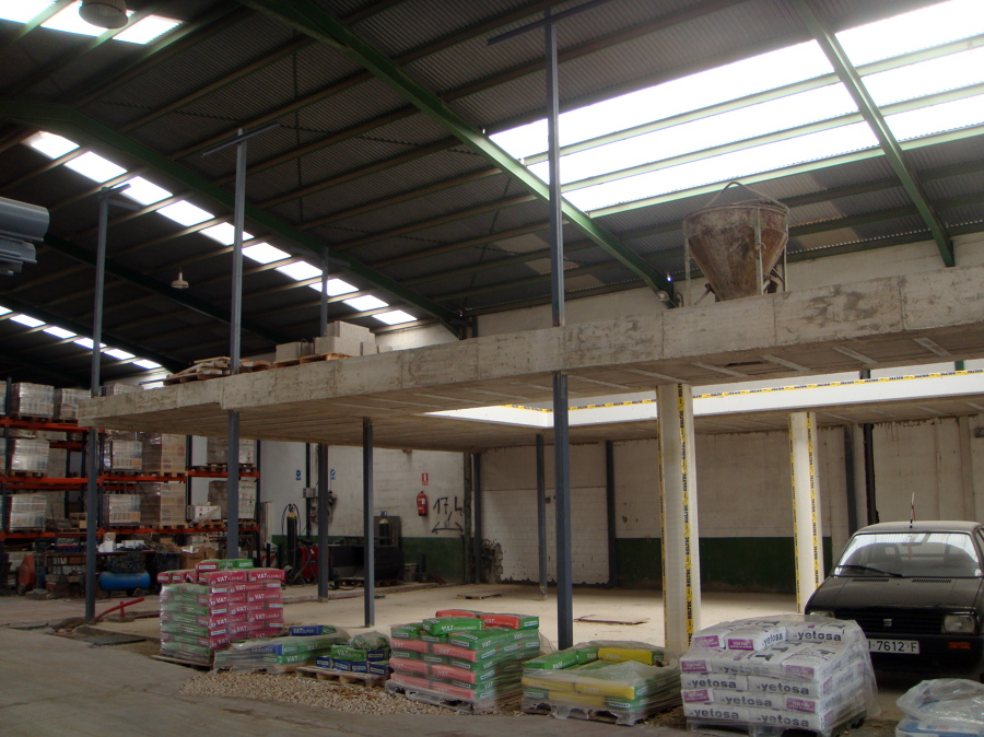 reforma exposición y oficinas