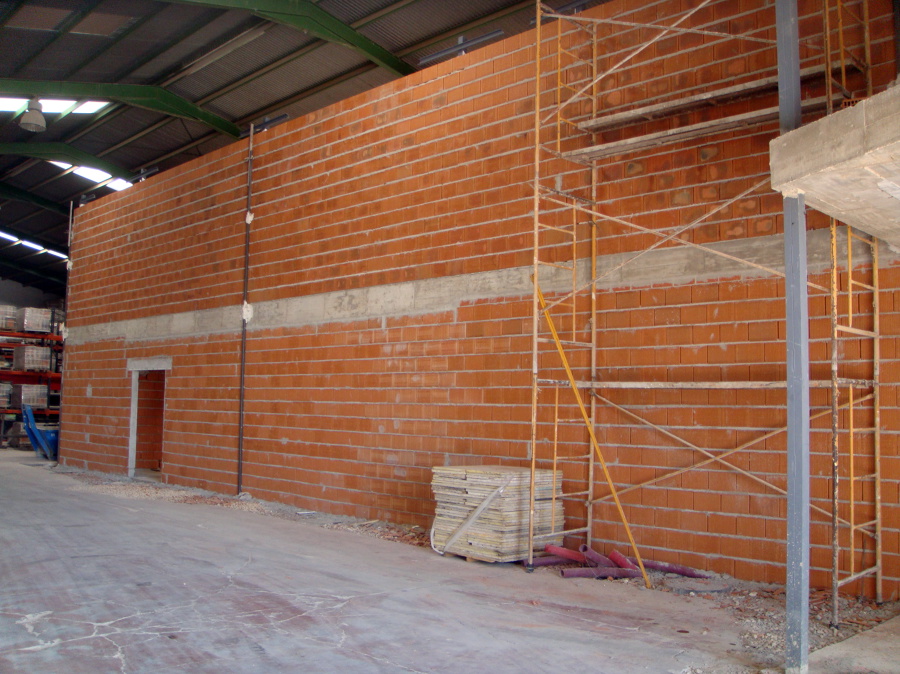 reforma exposición y oficinas