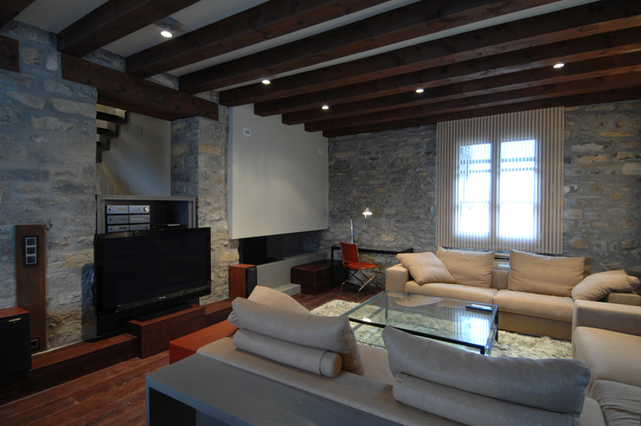 Reforma integral casa rural en Ainsa