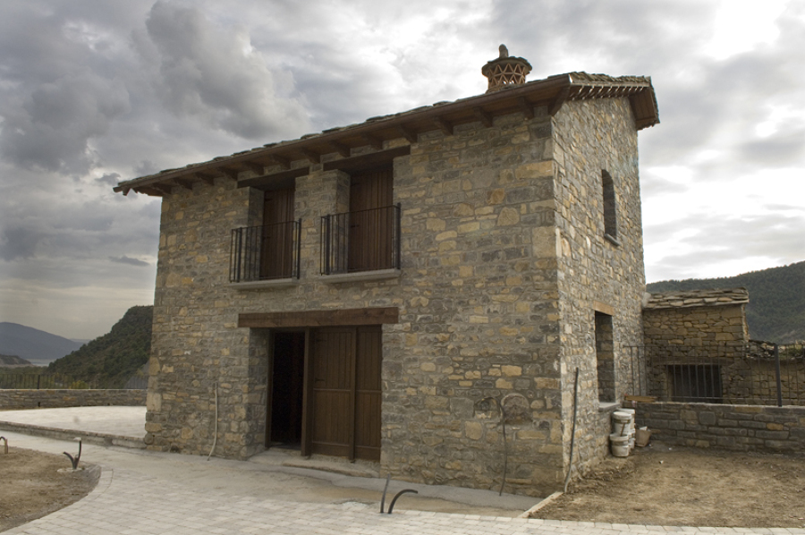 Reforma integral casa rural en Ainsa