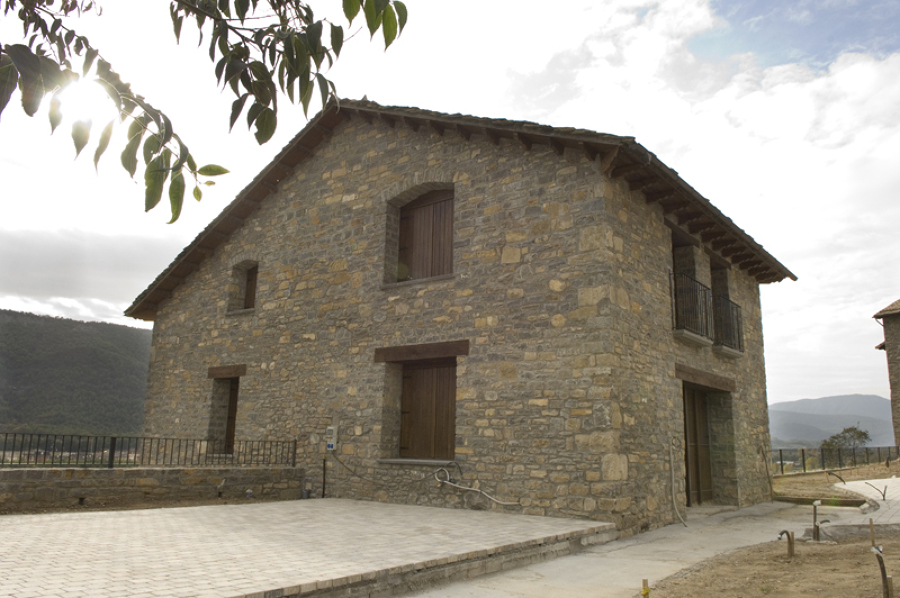Reforma integral casa rural en Ainsa