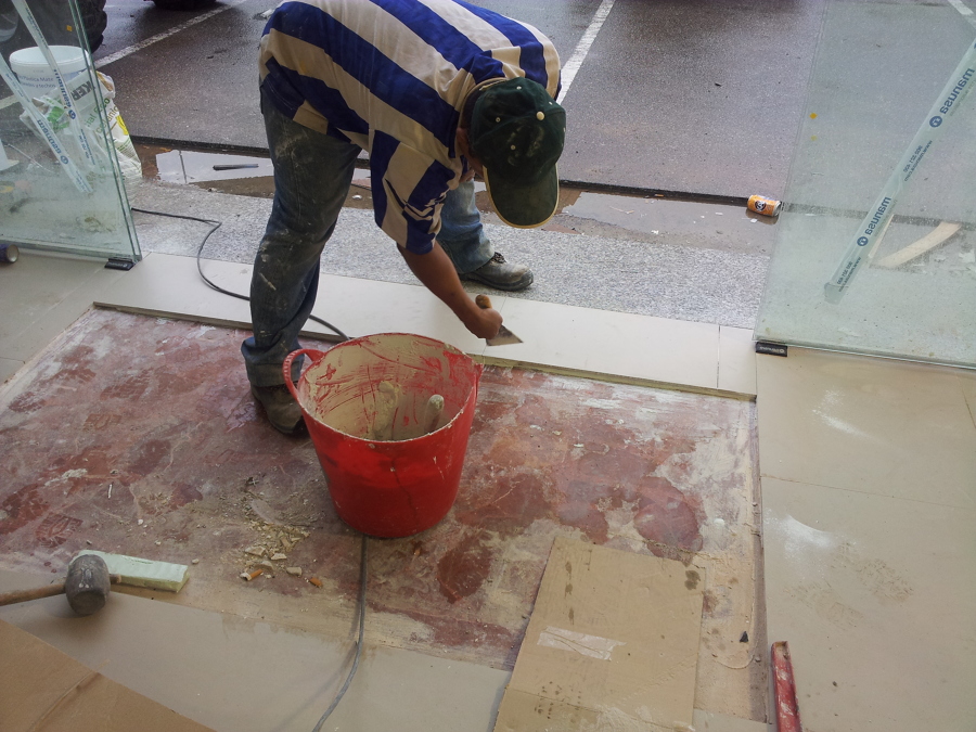 REFORMA INTEGRAL CONCESIONARIO DE COCHES CITROEN