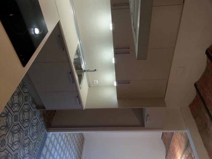 Reforma Integral de Apartamento en el  barrio de la Sagrada Família (Barcelona)