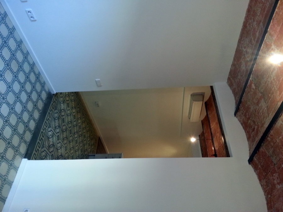 Reforma Integral de Apartamento en el  barrio de la Sagrada Família (Barcelona)