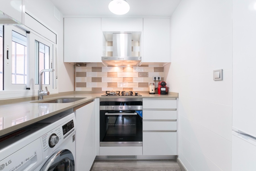 Reforma integral de cocina por Rysibcn