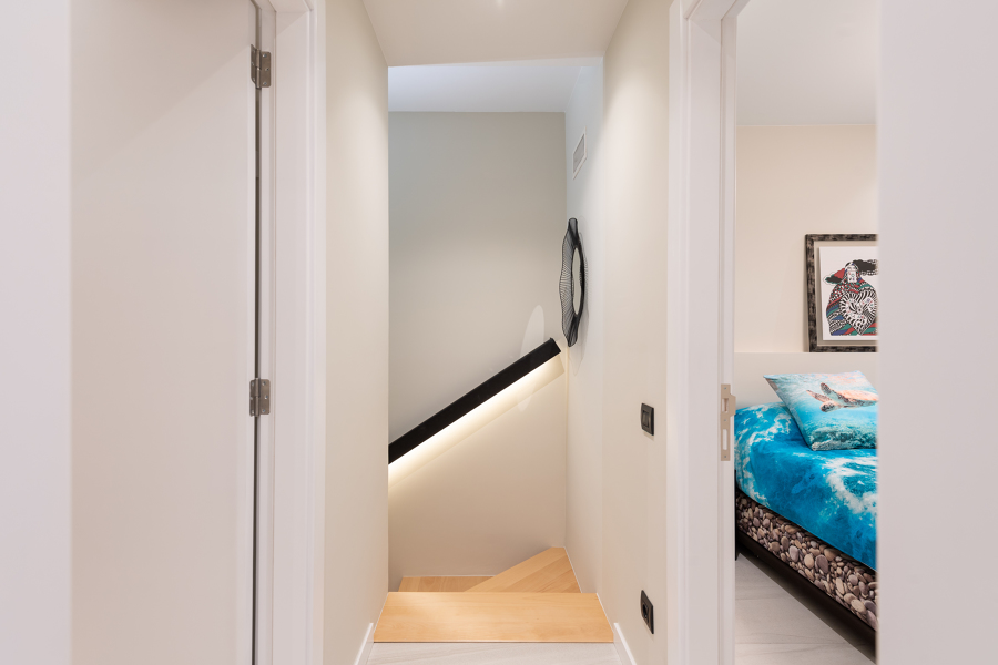 Reforma integral de dúplex y diseño de mobiliario en Meloneras