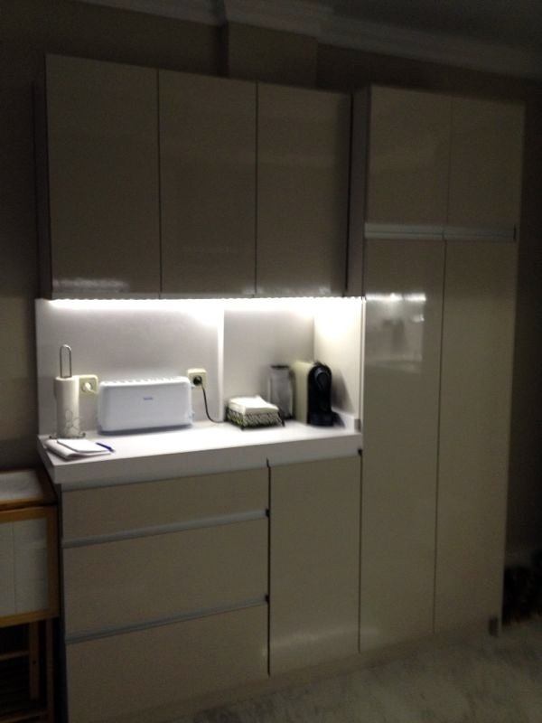 Reforma integral de salón, cocina y dormitorio en vivienda