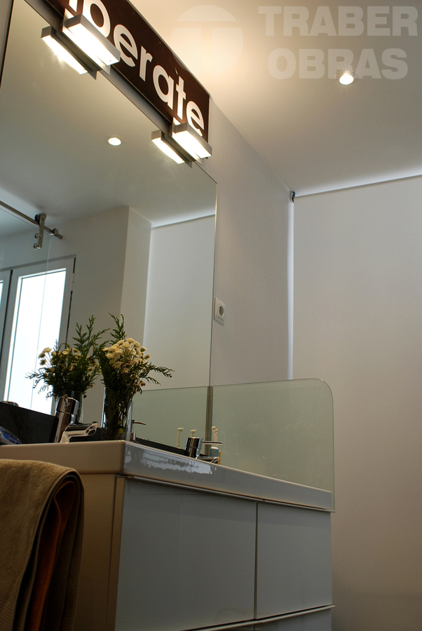 ​Reforma integral de vivienda en barrio de Chueca de Madrid por Traber Obras.