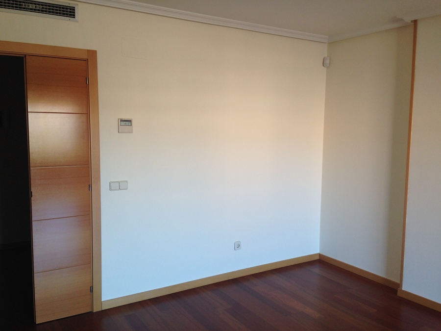 REFORMA INTEGRAL DE VIVIENDA EN BOADILLA DEL MONTE (MADRID)