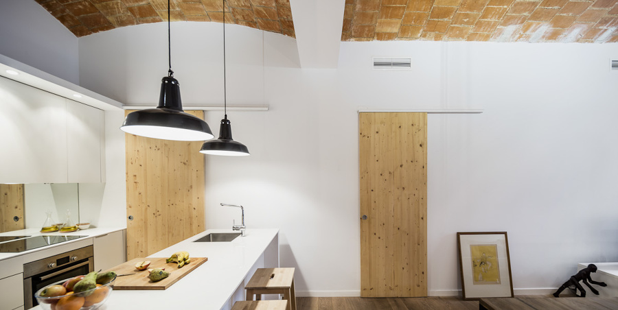 cocina con madera de pino