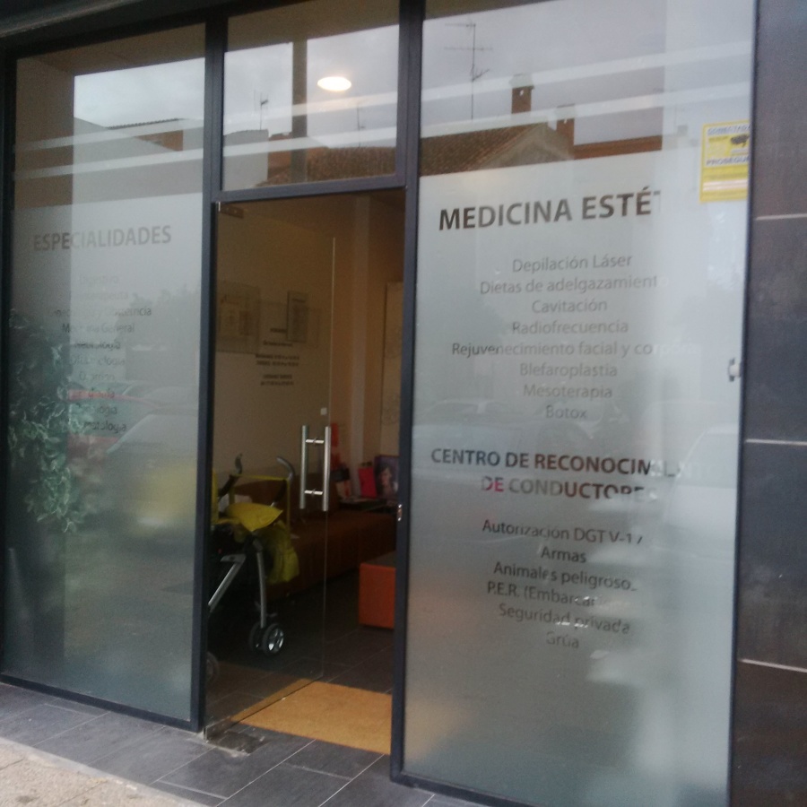 Reforma integral interior y exterior de centro estético