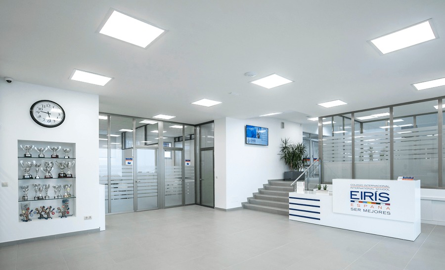 REFORMA INTERIOR COLEGIO EIRIS