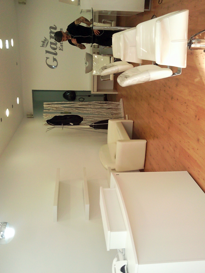 REFORMA LOCAL GLAN ESTILISTAS