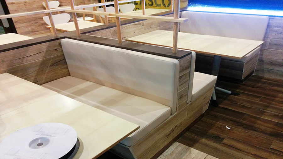 Reforma locar para telepizza bancos