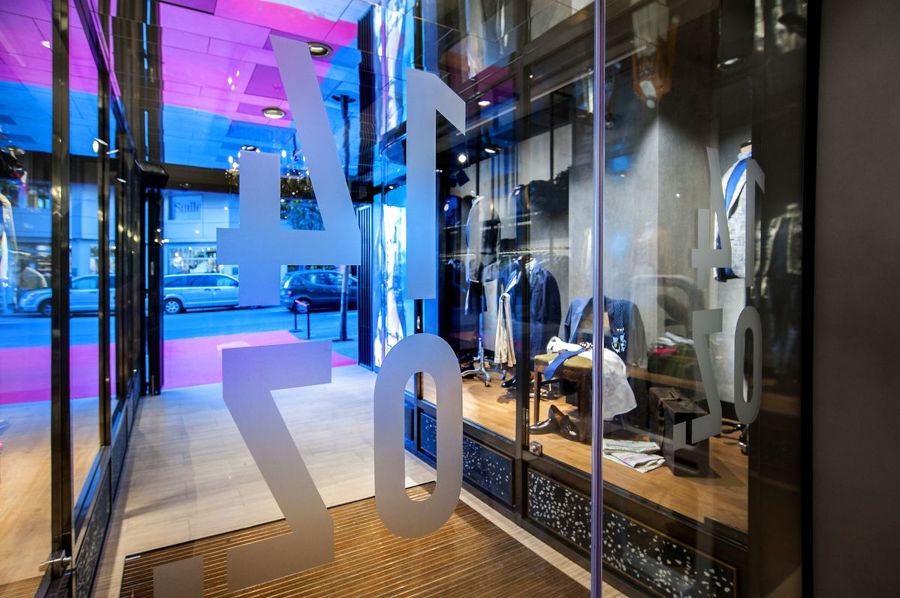 REFORMA TIENDA 14 Oz. EN A CORUÑA