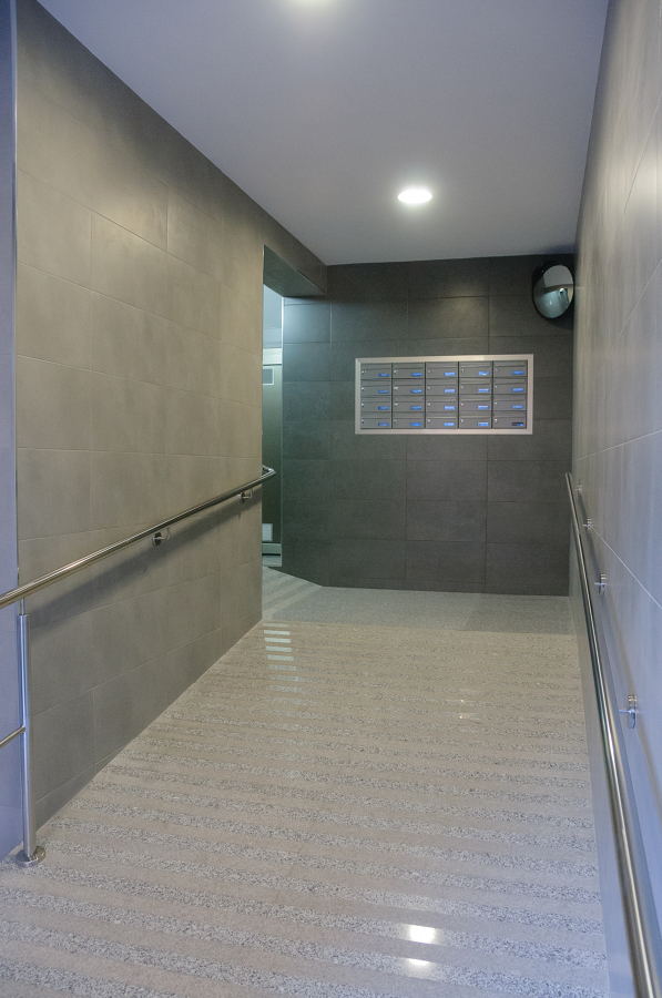 Reforma vestíbulo de comunidad de propietarios