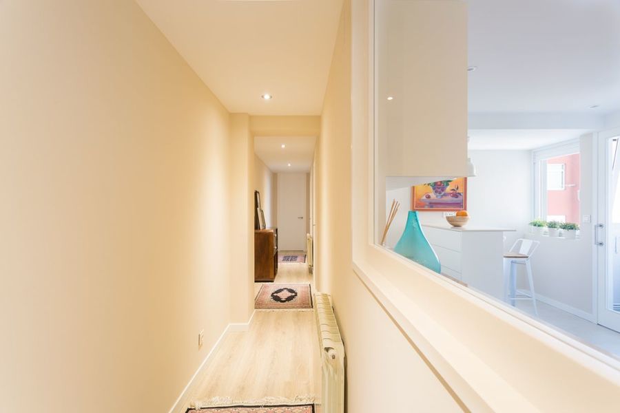 REFORMA VIVIENDA ESTILO NÓRDICO EN A CORUÑA