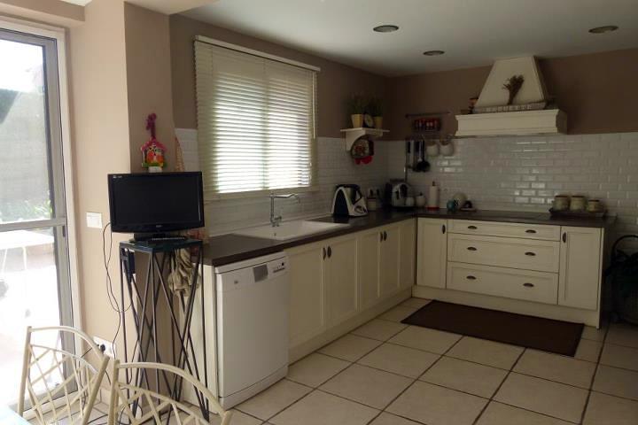 Reforma y decoración cocina chalet en Ribarroja