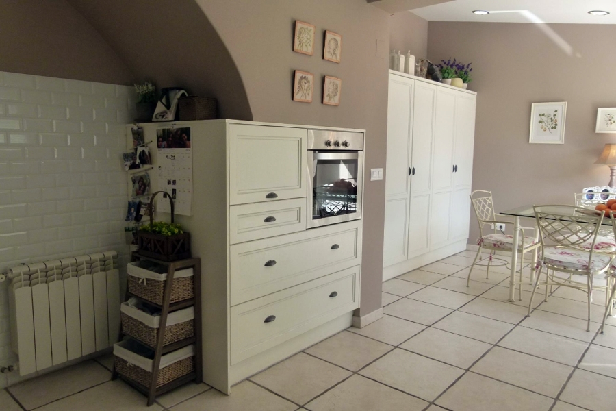 Reforma y decoración cocina chalet en Ribarroja