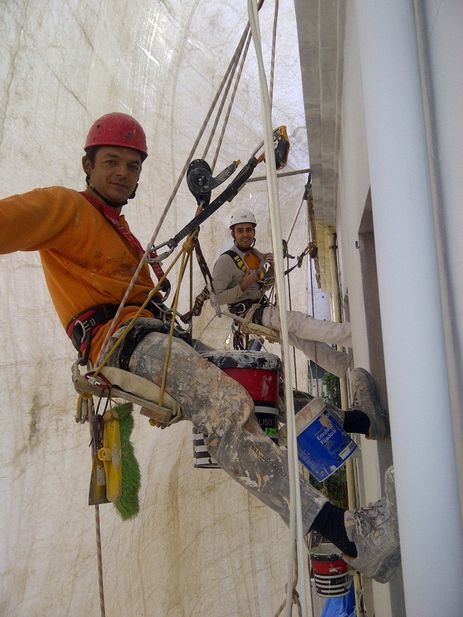 REFORMA Y RESTAURACION DE FACHADA