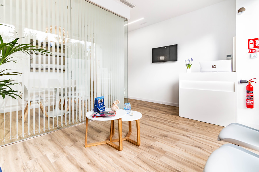 SALA DE ESPERA CLINICA DENTAL VALENCIA
