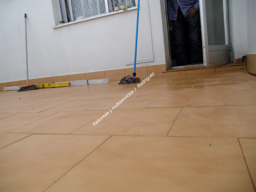 Reformas y multiservicios J. Rodríguez,  La Coruña