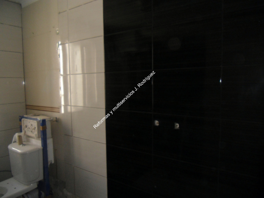 Reformas y multiservicios J. Rodríguez,  La Coruña