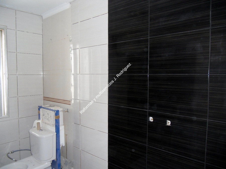 Reformas y multiservicios J. Rodríguez,  La Coruña