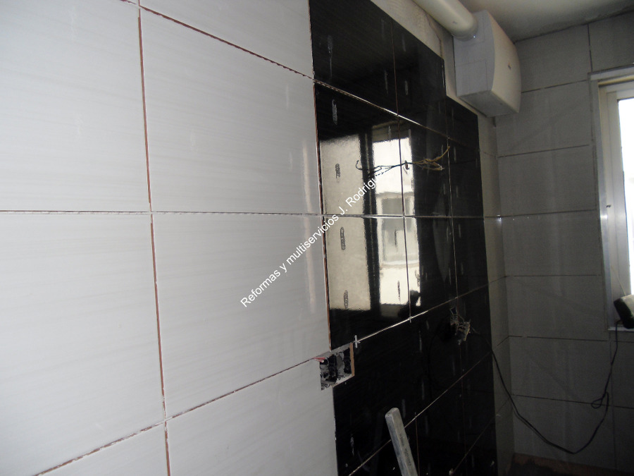 Reformas y multiservicios J. Rodríguez,  La Coruña